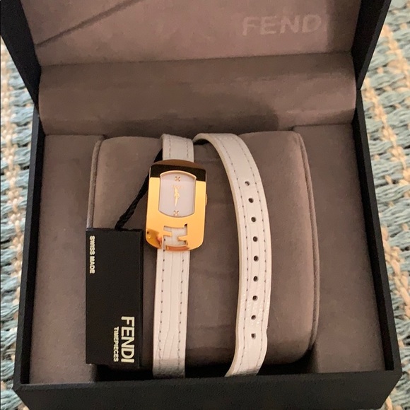 Fendi Watch - Picture 3 of 15